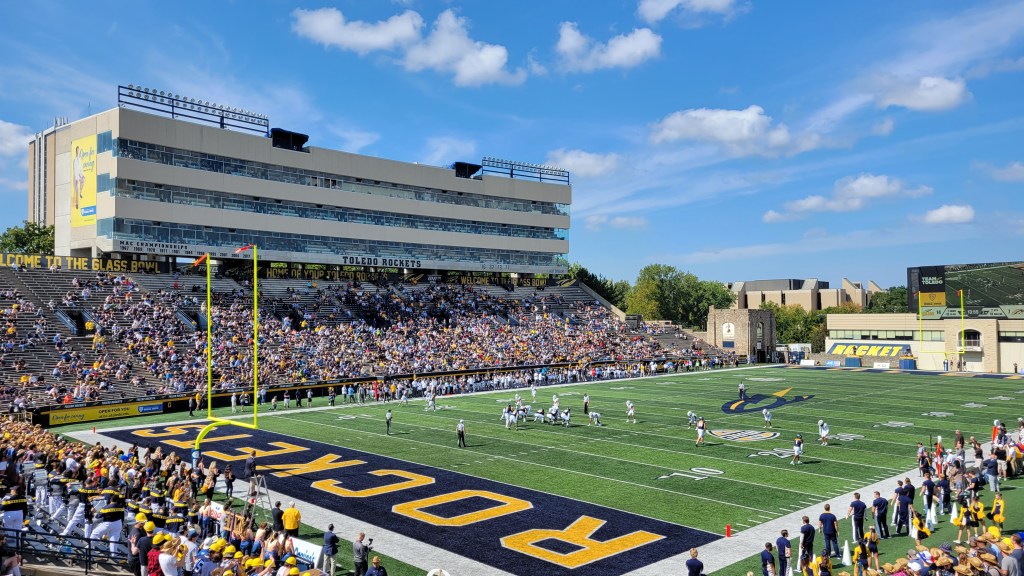 The Detroit Lions and Toledo Rockets โ Stadium and Arena Visits